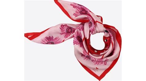 I foulard di seta da acquistare subito online 